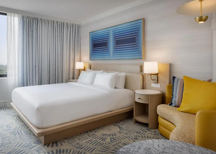 The Highland Dallas, Curio Collection By Hilton